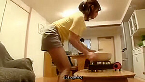 05051,Beautiful woman's lewd appearance