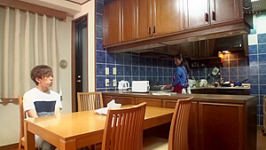 06740 Married woman planning