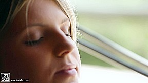 21Naturals Video: Distance