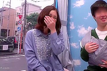240403可愛い主婦にチンポ見せて挿入b3