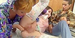 3 lesbians fisting