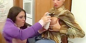 3 lesbians fisting