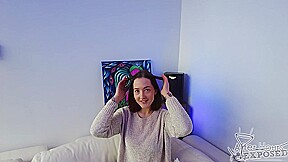 4Kthrowback Miss Pussycat Using A Dildo And Vibrator On New Casting Couch Cutie Sammy