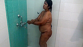 A Desi Bhabi Bathing Nude In Bathroom
