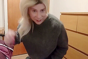 A Thick Vibrating Dildo And A Hard Cum!