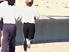 A group of candid babes running and shaking their butts 03zc