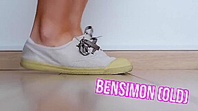 ALL MY SNEAKERS I Blondie