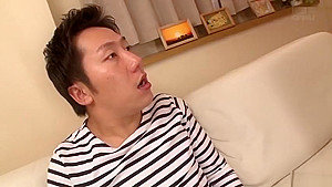 Alluring breasty asian MILF Ayumi Shinoda making guy happy by giving an amazing handjob