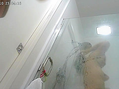 Amateur Japanese wife getting undressed and dressed for shower