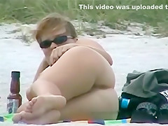Amateur ass fucking on the beach