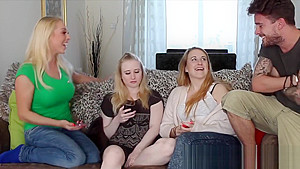 Amateur brits suck rod