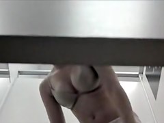 Amateur changing room girl sexy tits in tight bra