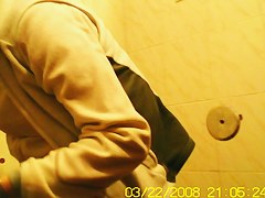 Amateur girls is pissing in the public toilet getting spied