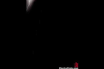 An Electrosluts Christmas with Mz Berlin