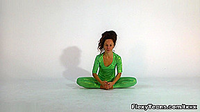 Anna Ocean - Video - FlexyTeens