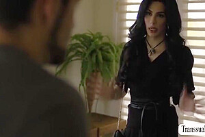 Ariel Demure In Thin Trans Woman Gets Bareback Fucked By Her Ex Boyfriend