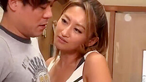 00882,Asian beauty's intense sex