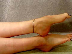 Asian girl's toes (anklet, blue toes)