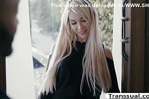 Aubrey Kate - Slut Ts Lets Her New Black Neighbor Fuck Het Ass