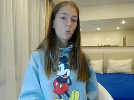 Awesome cam girl she have true potential