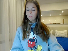 Awesome cam girl she have true potential