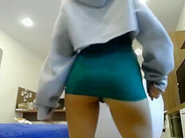Awesome cam girl she have true potential