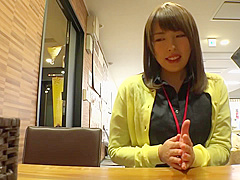 B3F0906- A female employee who treats premature ejaculation pussy with a remote vibrator