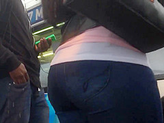 BIG BOOTY LATINA