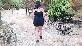 Bbw Flashing In The Woods