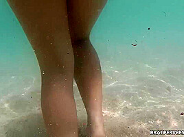 Beach Flashing - Brat Perversions