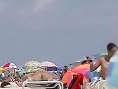 Beautiful swinger at the beach Do not miss !!
