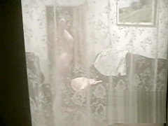 Best peeper , Showers adult scene