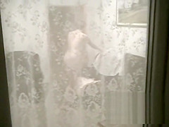 Best peeper , Showers adult scene