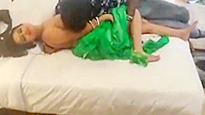 Bhanje Ne Maari Rashmi Maami Ki Gaand
