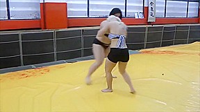 Big Ina Black vs Small Girl (Ina Black's countdown pins)