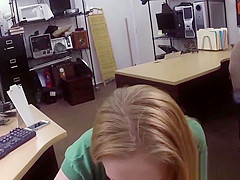 Big ass hottie fucked doggystyle for moolah by a broker