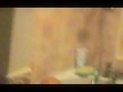 Big tits and belly float in the bath