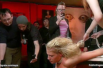 Big-breasted Blond Hair Babe Takes Facial In Public - Charisma Cappelli And James Deen