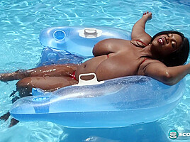 Bikini Sex