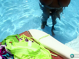 Bikini Sex