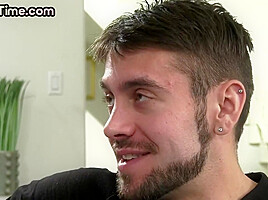 Bisexuals fuck bigtitted strapon MILF in threesome fuck