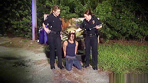 Black guy arrested gets his dick sucked