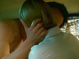 Blake Lively, Robin Wright - The Private Lives Of Pippa Lee (2009)