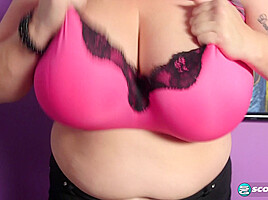 Boomin' Boobies