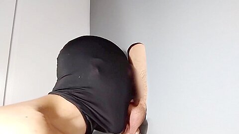 Boy From Vallecas Town In Madrid With Precum Comes To The Gloryhole Excessive Cum In Mouth