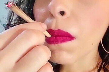 Brazilian With Huge Meaty Mouth Smoking - Smoking Fetish