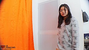 Brunette Cachonda Me Baja Calentura Con Una Buena Mamada-cum Boca - Porno En Espanol