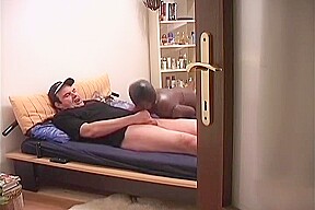 Bruno & sa poupe gonflable