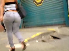 CHECKOUT HER AMAZING BOOTY ASS