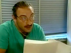 Can Roberto read radiography? )dWh(